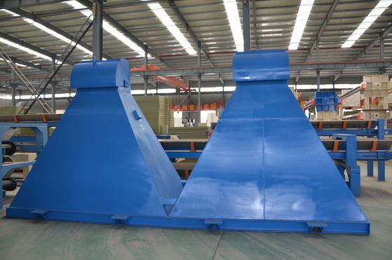 Electric And Pneumatic Cake Storage Hopper For Sewage Treatment