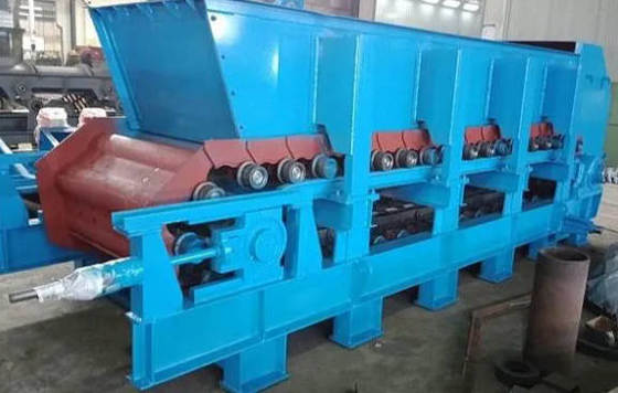 Heavy-Duty Apron Feeder With High Traction Power For Cement And Fertilizer Industries