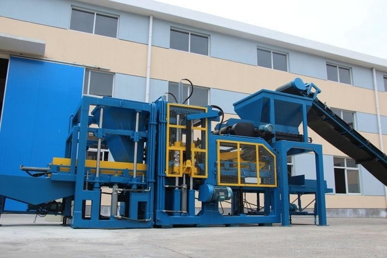 Çok Amaçlı Yarı Otomatik Finişer Tuğla Yapma Makinesi Metalurji Makineleri