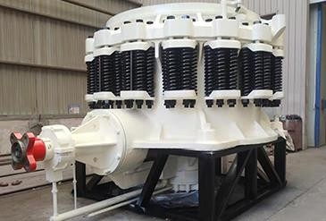 90-1200T / H Çıkışlı Madencilik Taş Kırma Makinesi Yaylı Konik Kırıcı