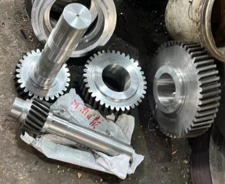Alaşımlı çelik dökme ve dövme pinion gear için gear reducer gearbox