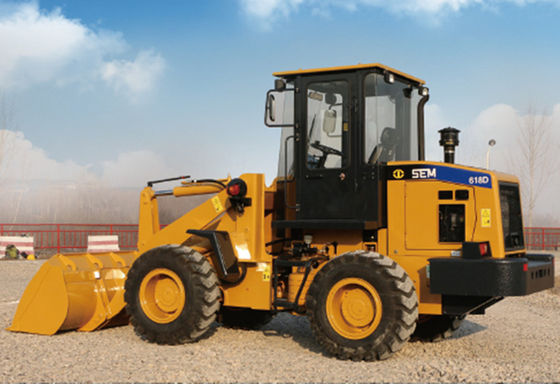 Belediye SEM618D 1800kg Lastikli Yükleyici Makinası Taşıma Kaldırma Makinası
